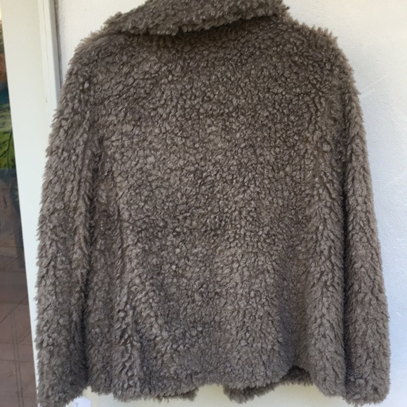 Kenzie Teddy Faux Fur Reversible Jacket NWT M - Picture 9 of 10